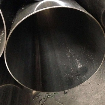 Acier doux ERW/tuyau/tube en acier de forme de section creuse structurelle carrée soudée à chaud noire